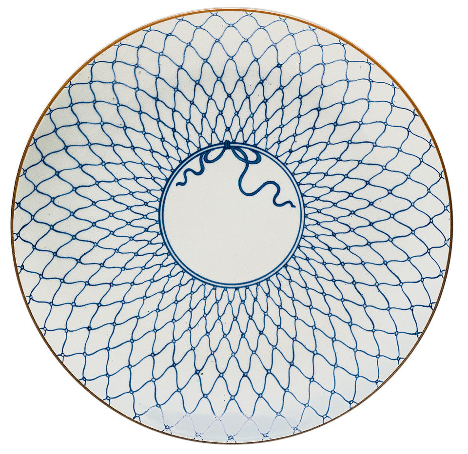 Dish with fishnet design