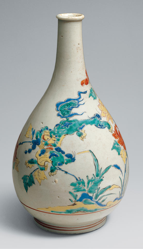 Bottle with peonies and Chinese lion