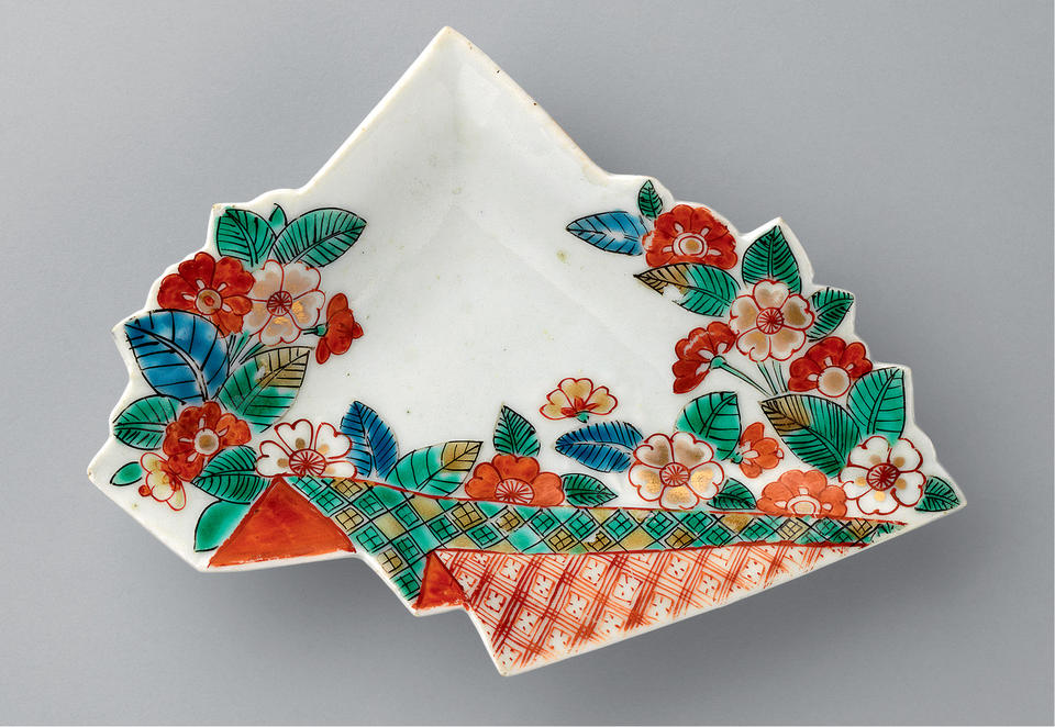 Dish with flowers