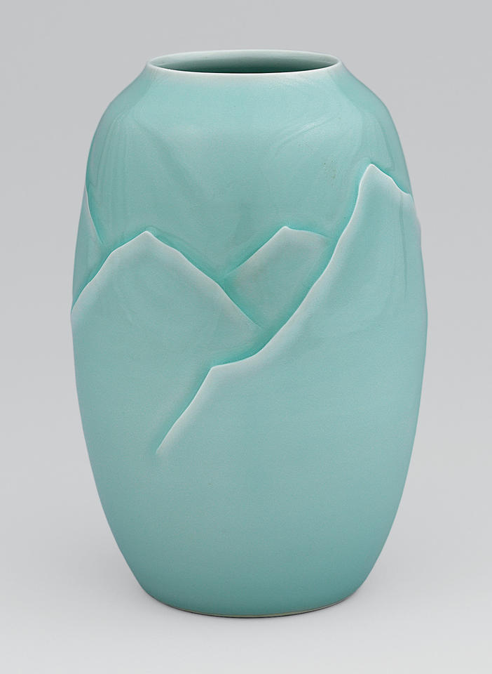 Vase with mountains