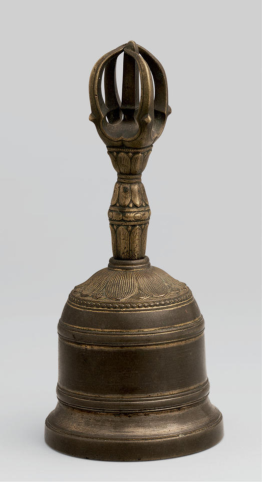 Ritual bell with handle in the shape of the vajra (gokorei, 五鈷鈴)